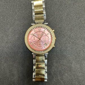 Michael Kors fashion designer watch. New battery.